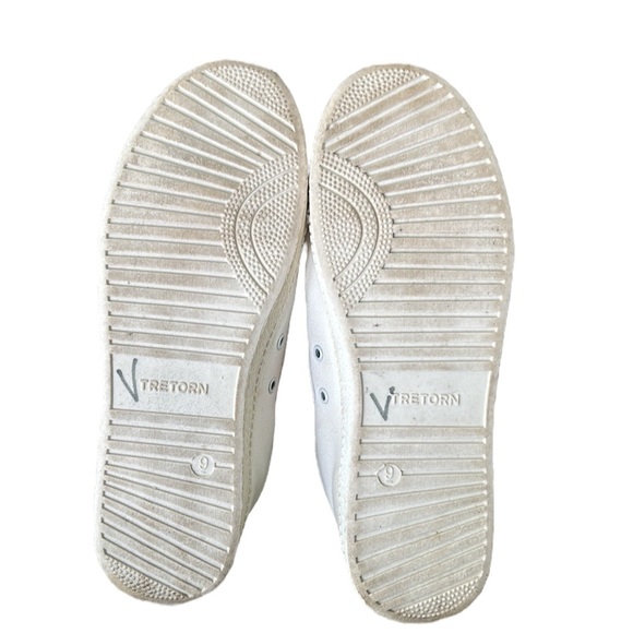 Like New Tretorn White Canvas Rainbow Logo Nylite Comfort Low Top Sneakers - 9 - Picture 13 of 16